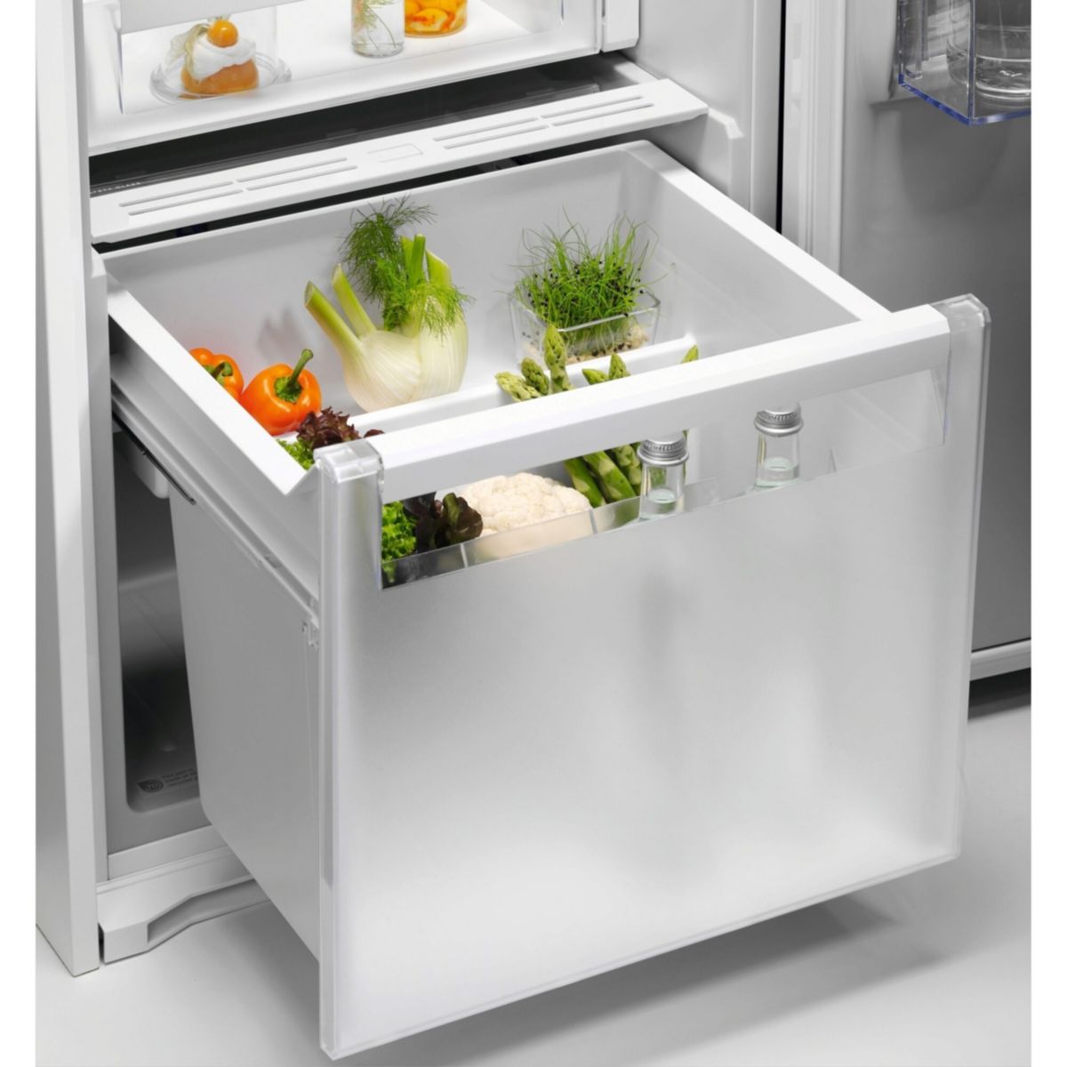 Réfrigérateur 1 porte encastrable ERD6DE18S1 couleur unique, ELECTROLUX