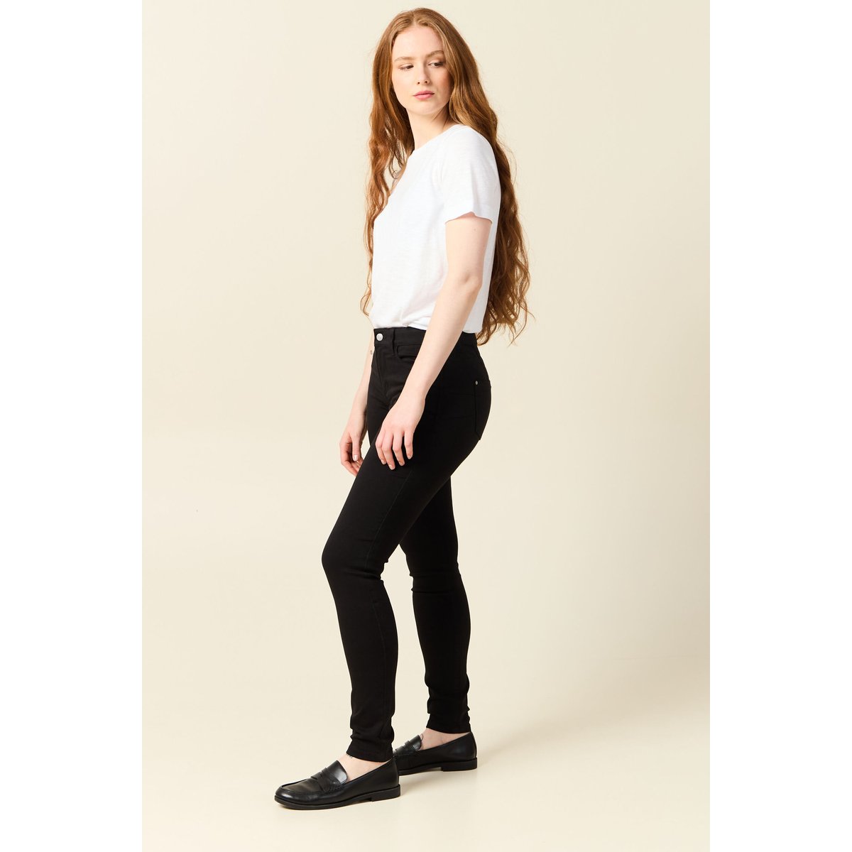 Pantalon Audrey - skinny push up gris foncé, BONOBO