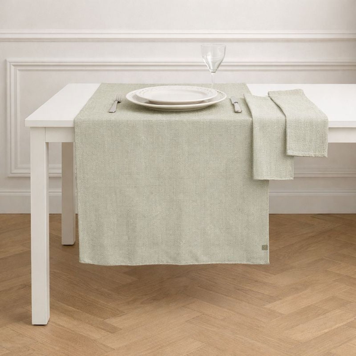 Chemin de table coton lavé COLETTE vert olive, FEBRONIE
