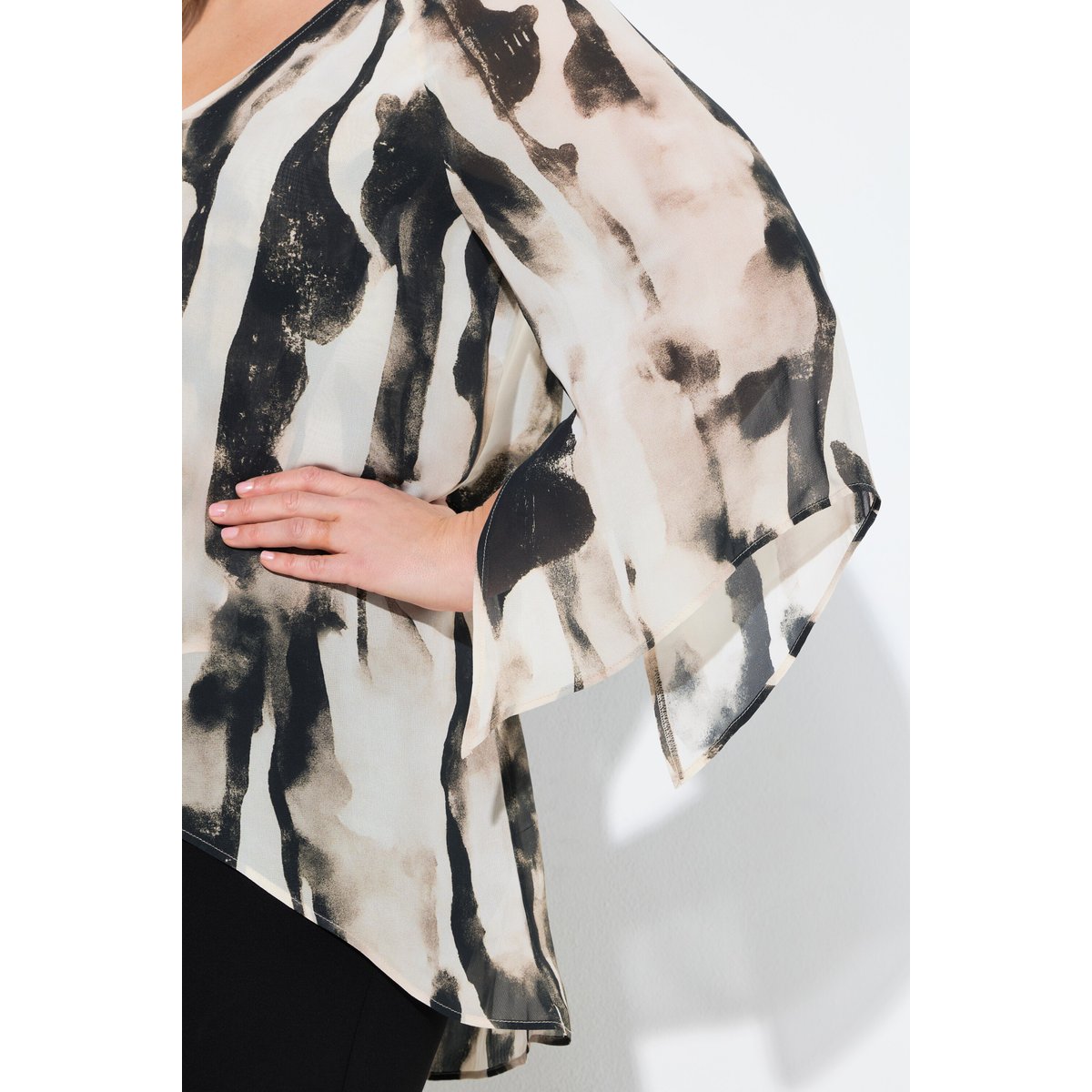 Blouse en mousseline gris beige, ULLA POPKEN