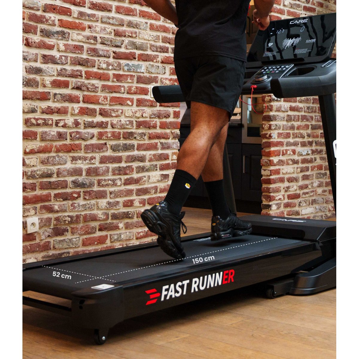 Tapis de course connecté 22 km/h - CARE - Fast Runner SP noir, CARE FITNESS
