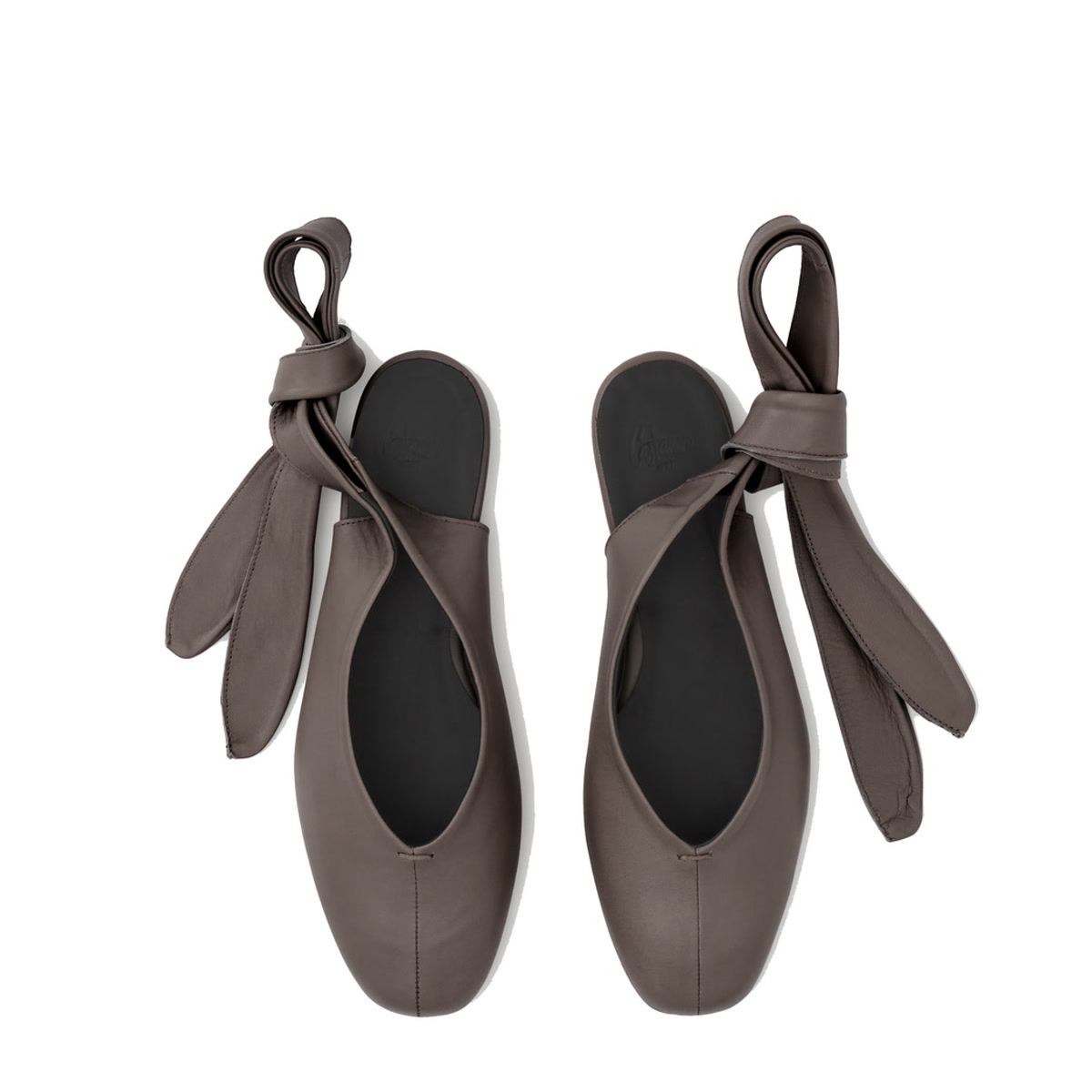 Ballerines slingback à liens à nouer en cuir SYBIL café, CASTANER
