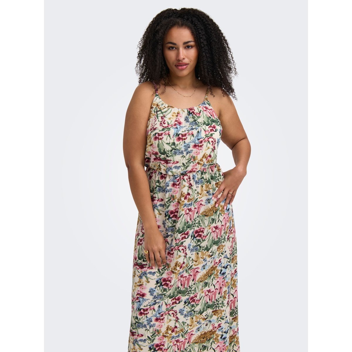 Robe cloud dancer 1, ONLY CARMAKOMA