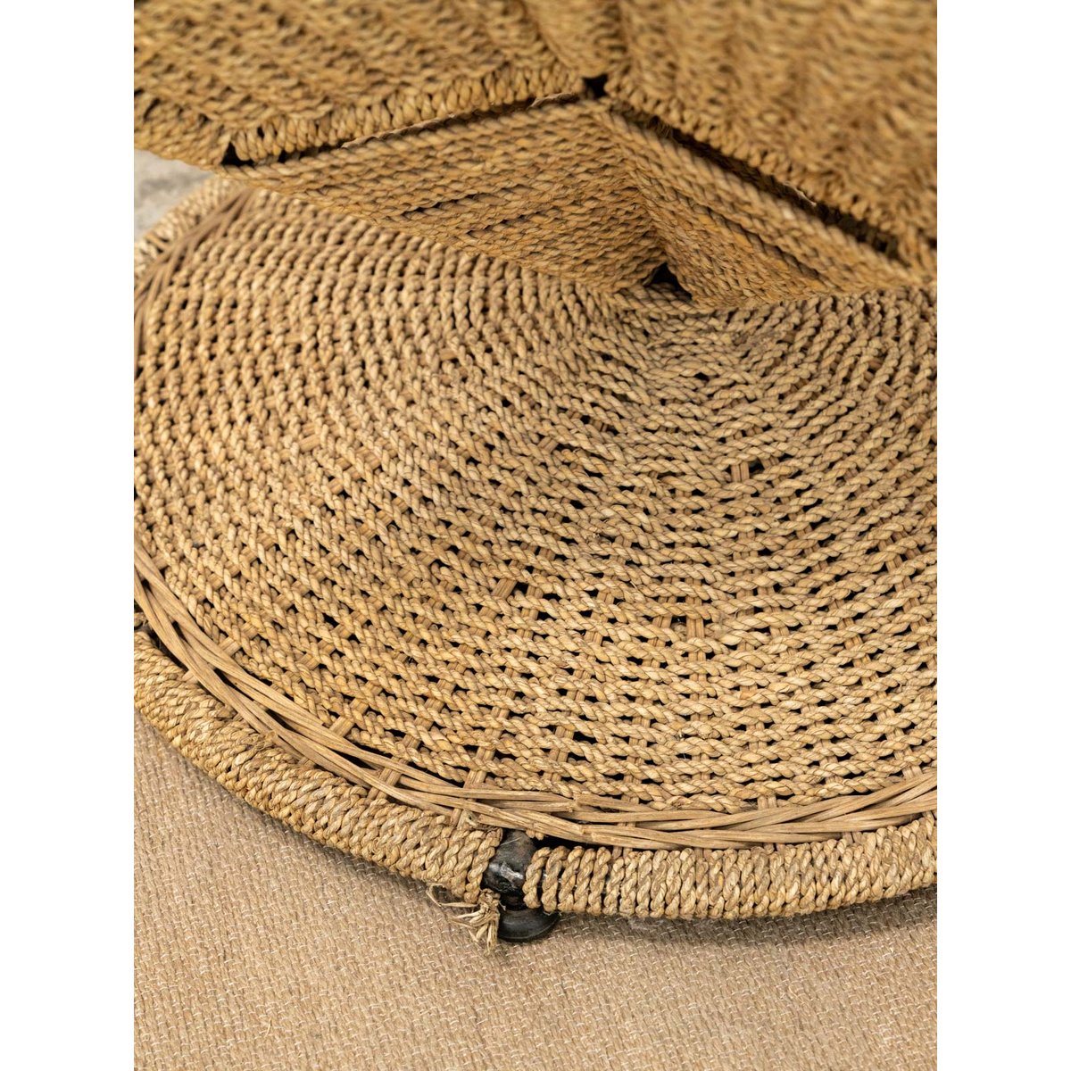 Fauteuil sculptural en corde Ernest N°1052 - Bon état naturel, DEBONGOUT