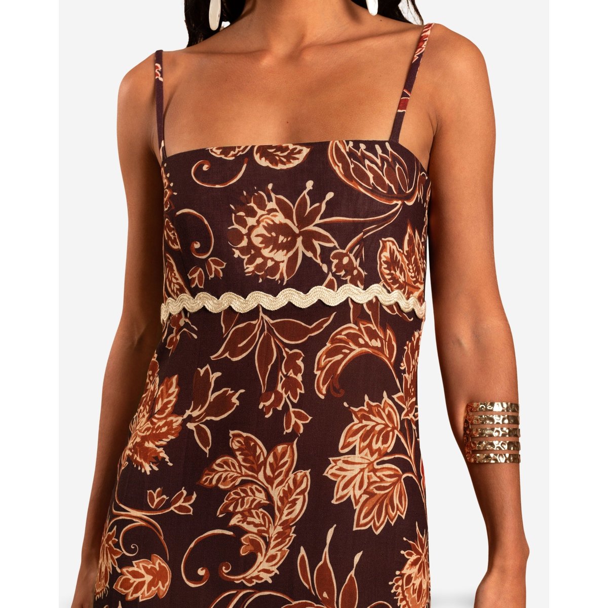 Robe Longue avec Taille Empire et Volant imprimée, THE-ARE