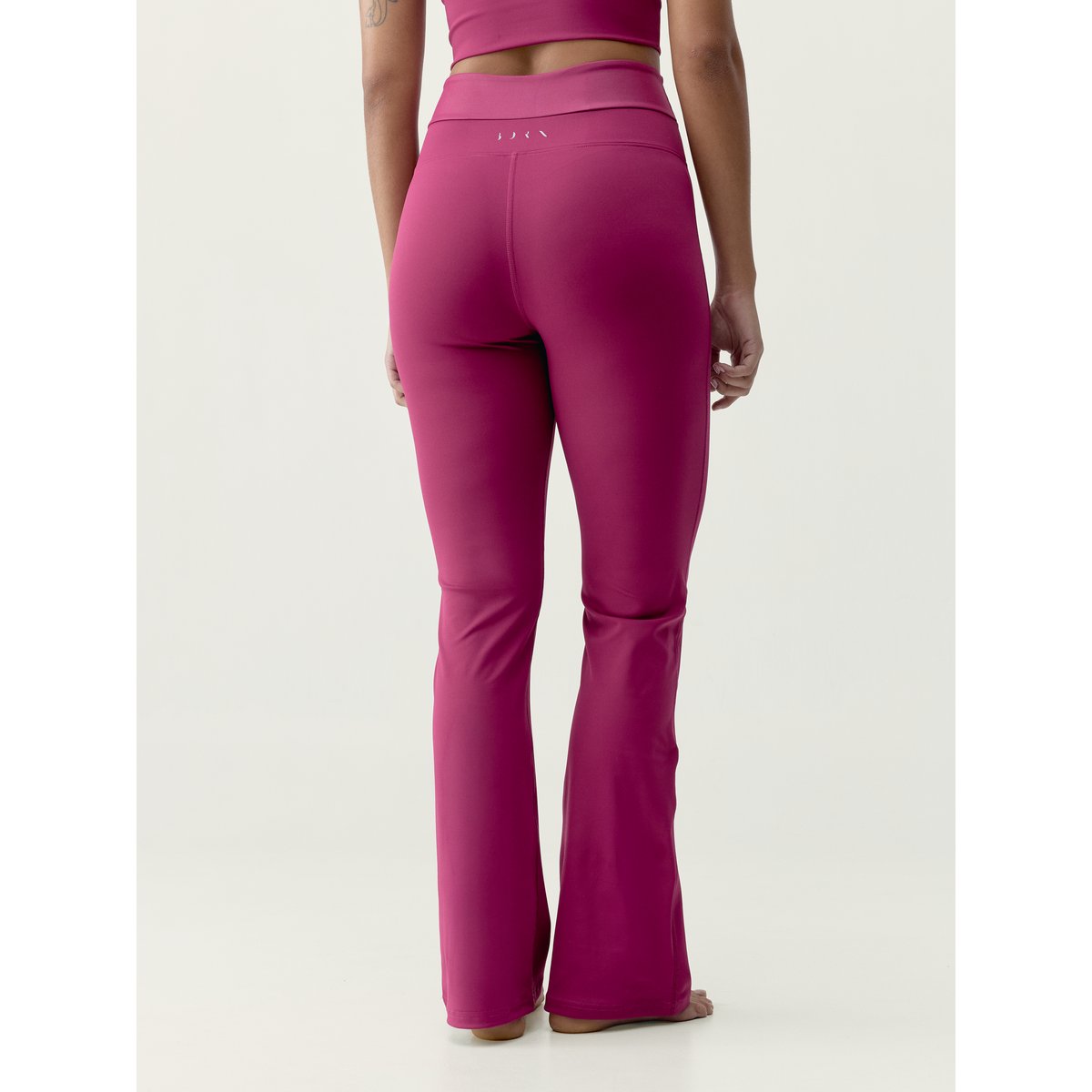 Legging de sport femme Kaia Taille extra haute coupe flare rouge prune, BORN