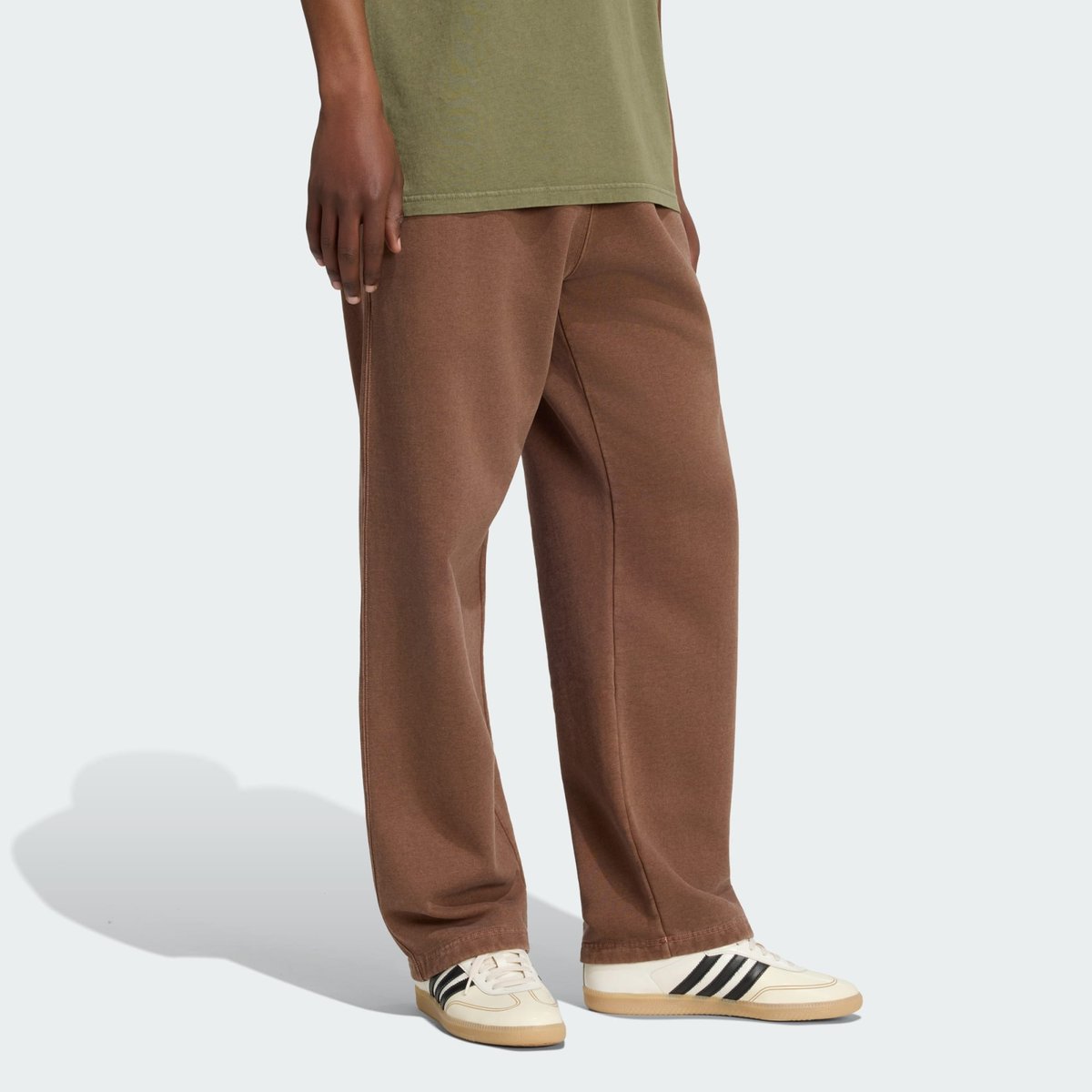 Pantalon Ourlet Ouvert Délavé Trèfle Essentials Pantalon Ourlet Ouvert Délavé Trèfle Essentials preloved brown, adidas Originals