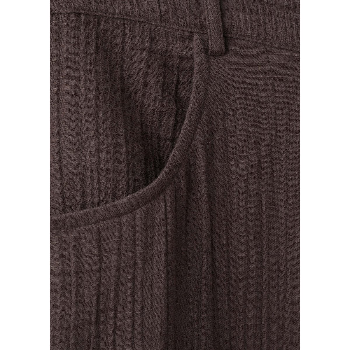 Pantalon droit plissé chocolat, MANGO