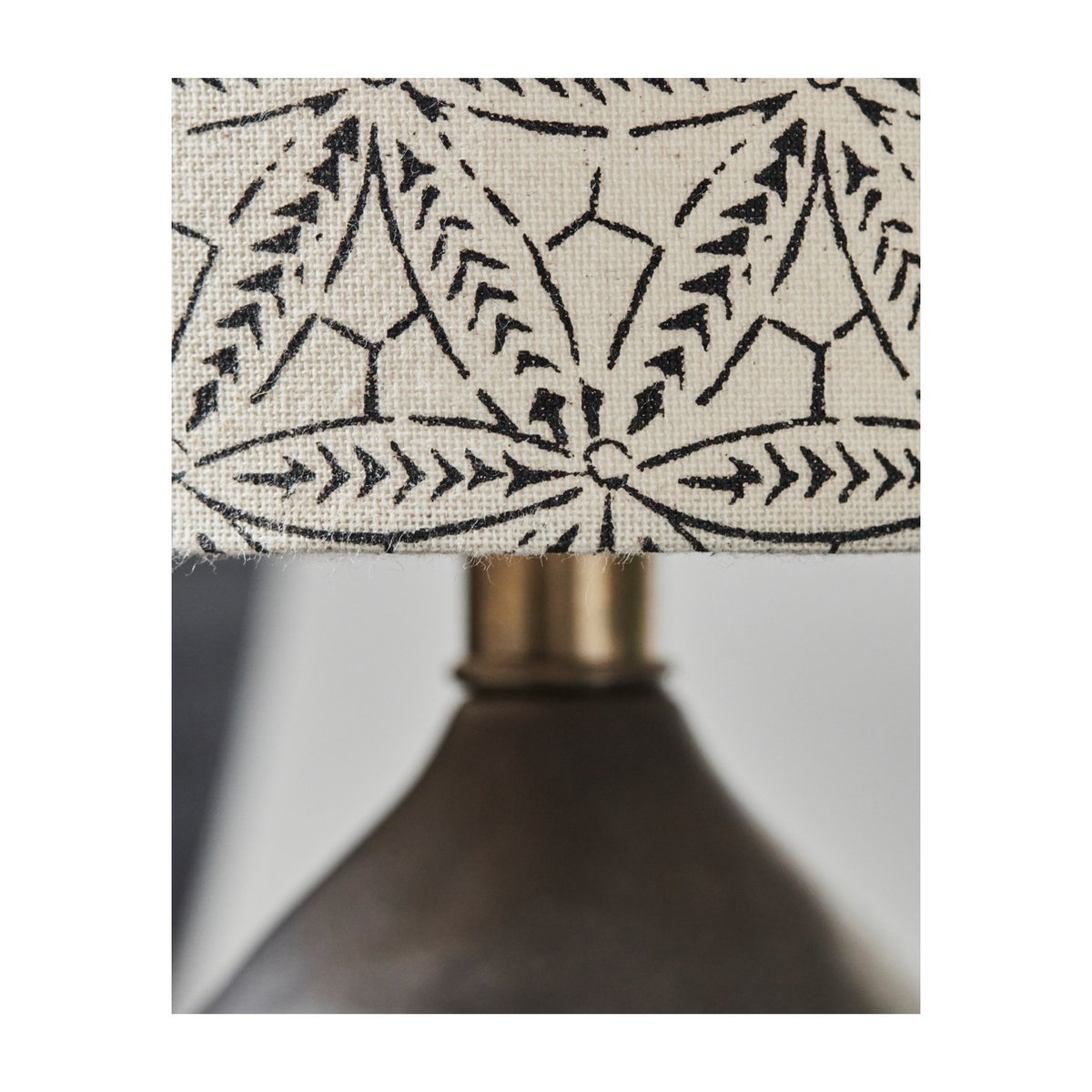 Lampe de table Flores noir, HOUSE DOCTOR