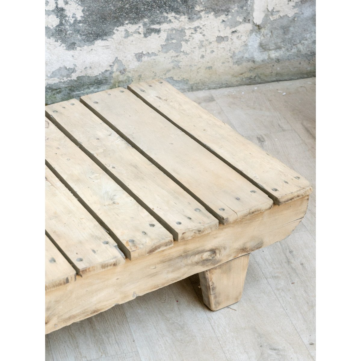 Table basse esprit palette en bois Léonie N°1588 - Bon état bois clair, DEBONGOUT