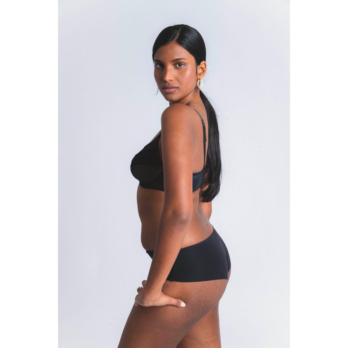 Soutien-gorge avec armatures grande taille en dentelle NUDITÉ noir, MAISON LEJABY