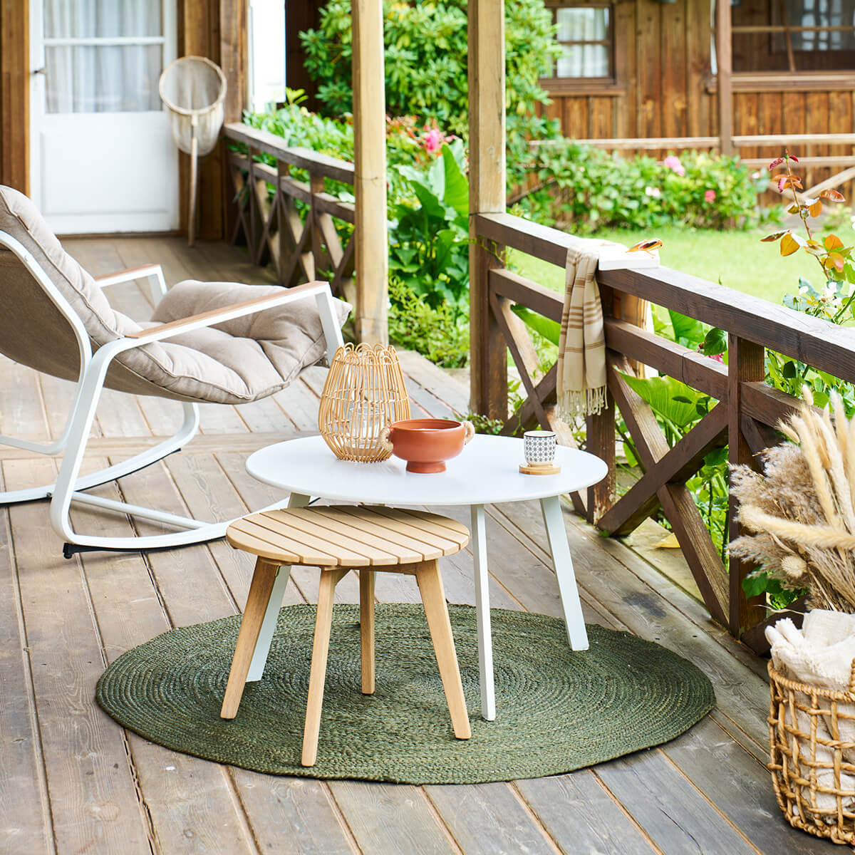 Table d'appoint de jardin ronde en acacia OLVINIA beige, HESPERIDE