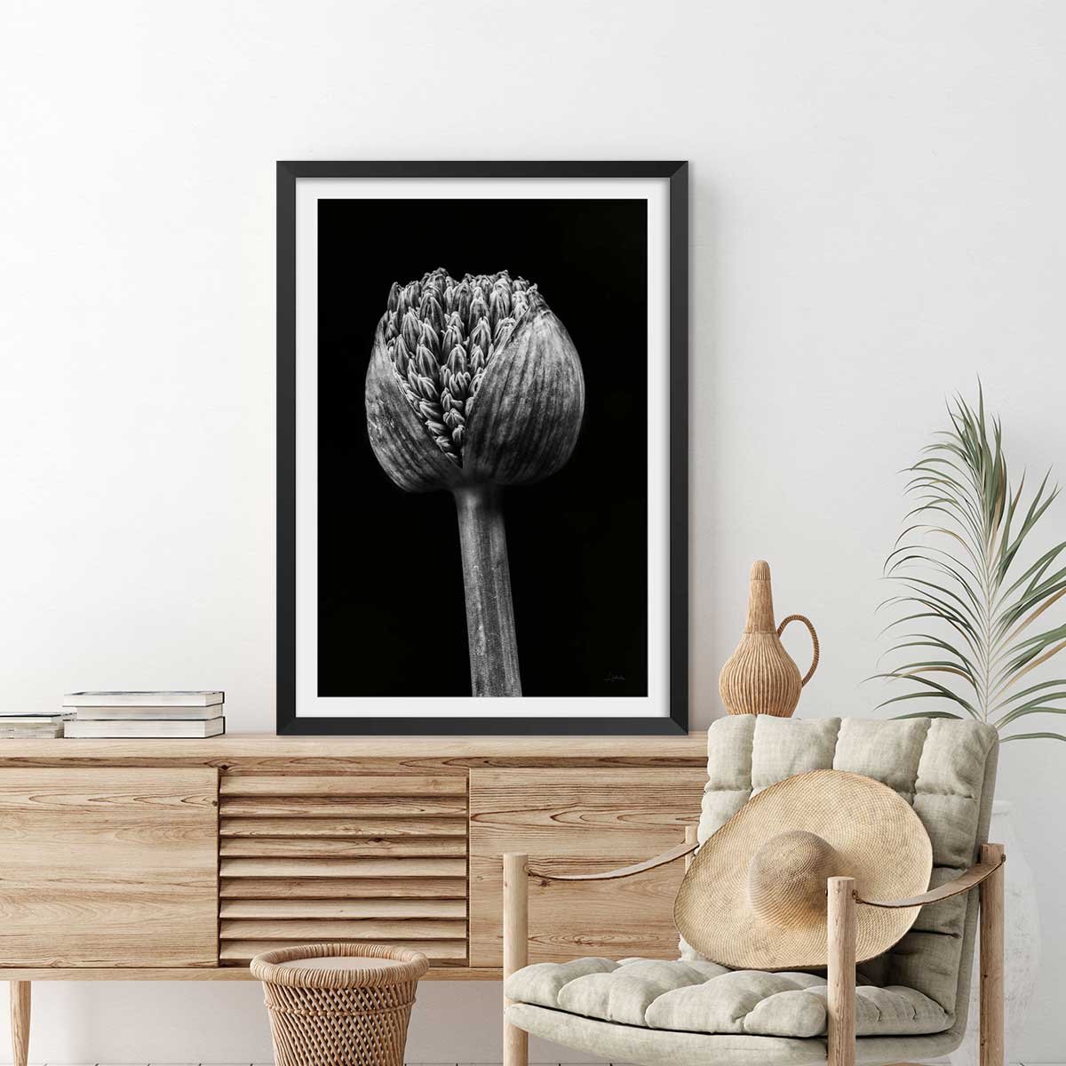 Poster tropical spring palm affiche + cadre en bois - noir, HEXOA