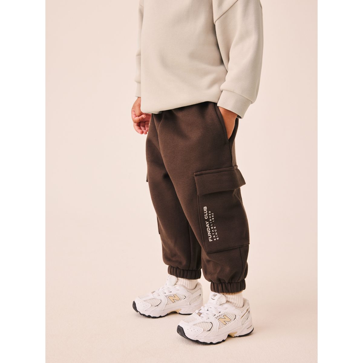 Sweat ras du cou et pantalon de jogging écru chiné, NEXT