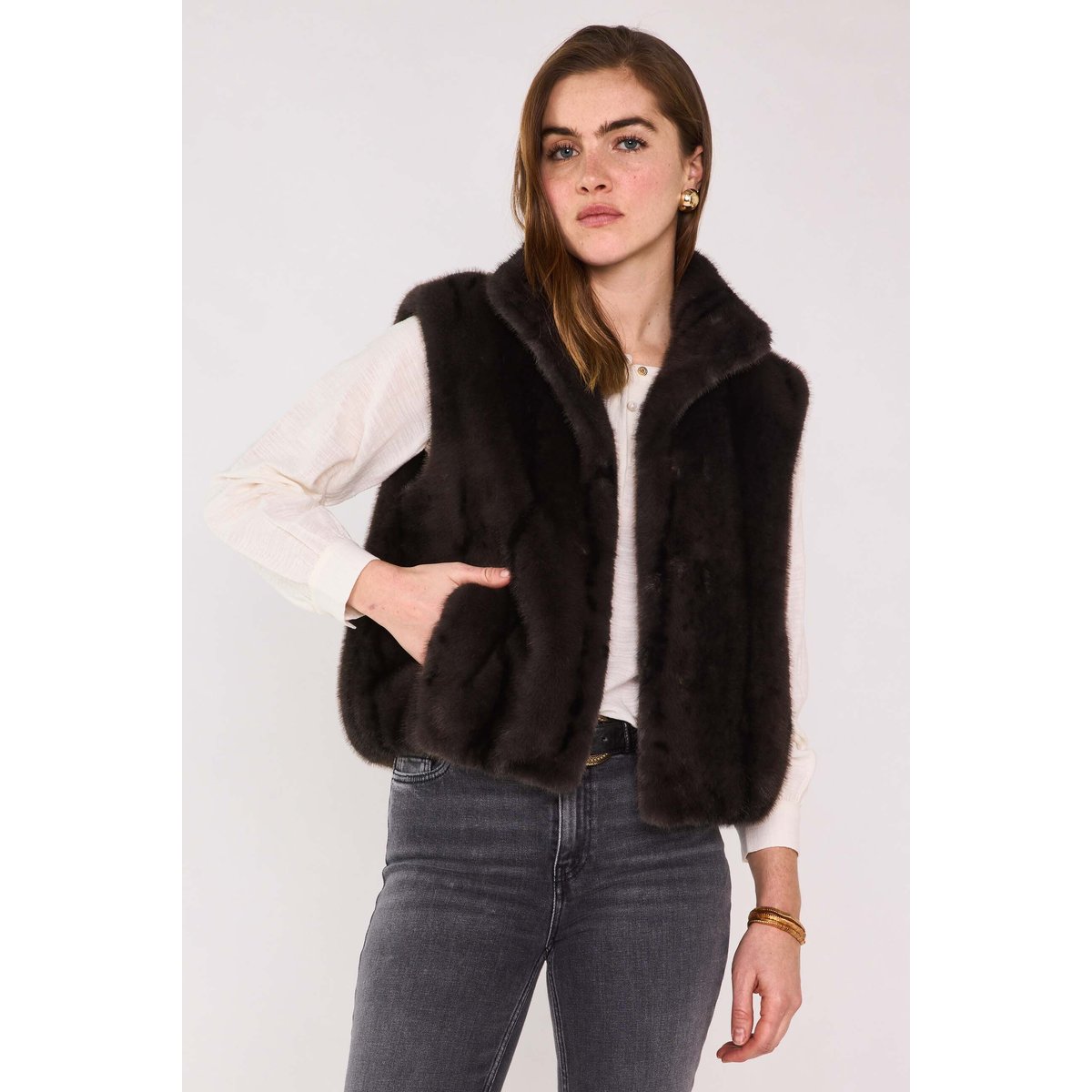 Gilet sans manches duveteux SUZANNE anthracite, Maison 123