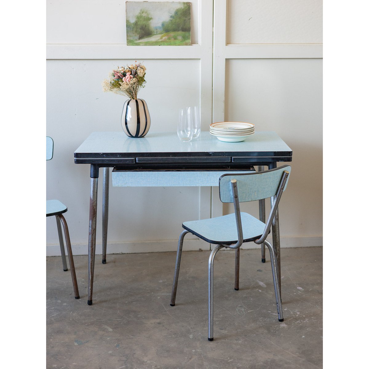 Table à manger en formica Karla N°1272 - Bon état bleu clair, DEBONGOUT