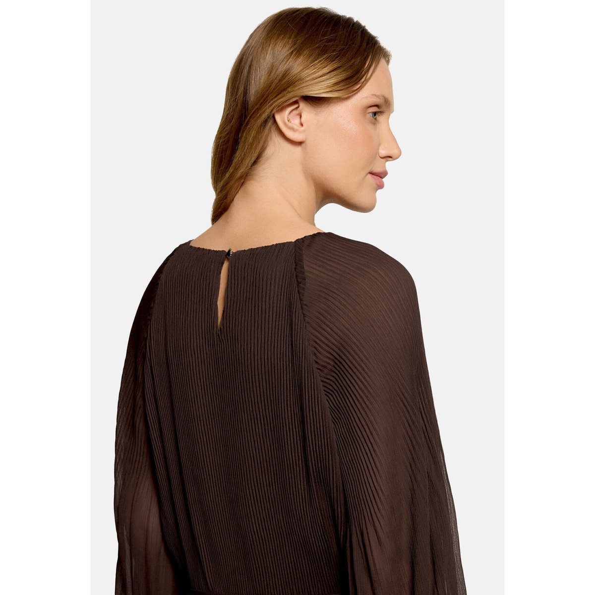 Robe en chiffon à ruches marron foncé, CARTOON