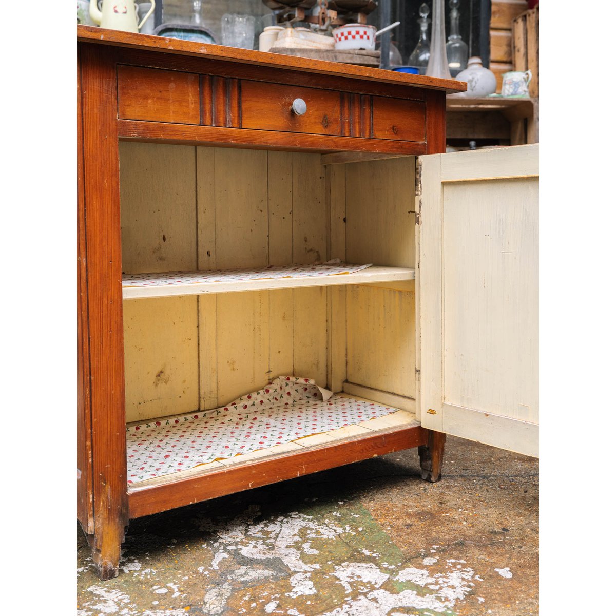Buffet confiturier en bois Gilbert N°1771 - Bon état bois clair, DEBONGOUT