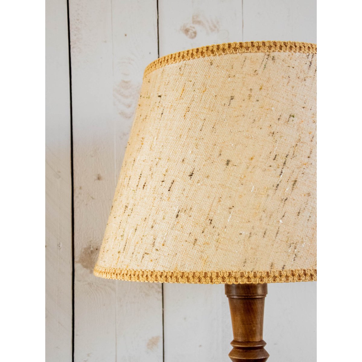 Lampadaire années 50 en bois Julien N°346 - Bon état bois foncé, DEBONGOUT