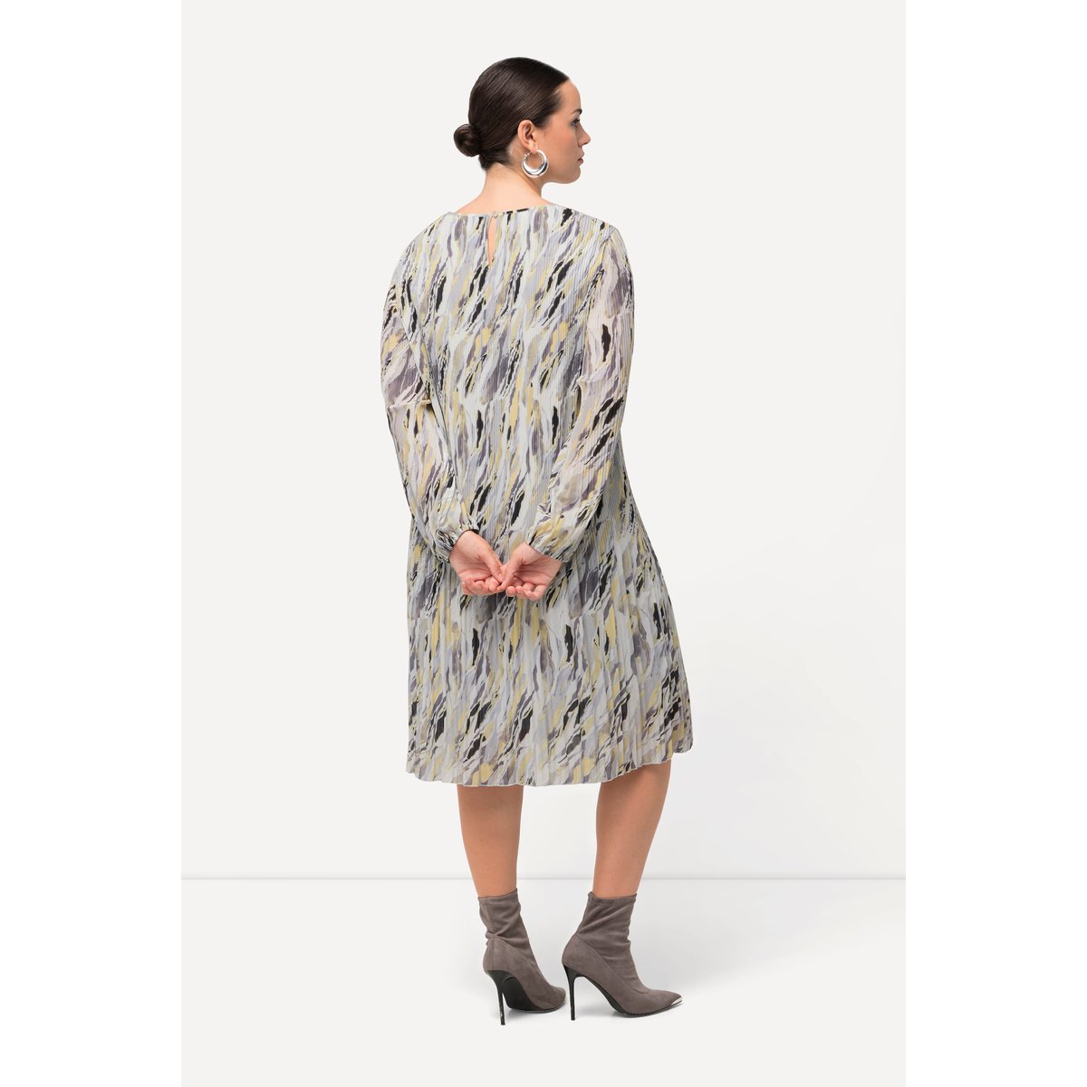 Robe plissée gris clair, ULLA POPKEN