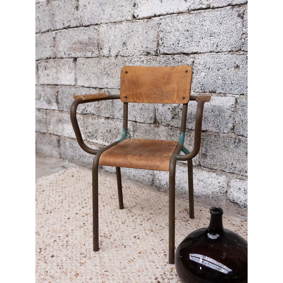 Chaise d'école Alma N°1776 - Bon état bois clair, DEBONGOUT