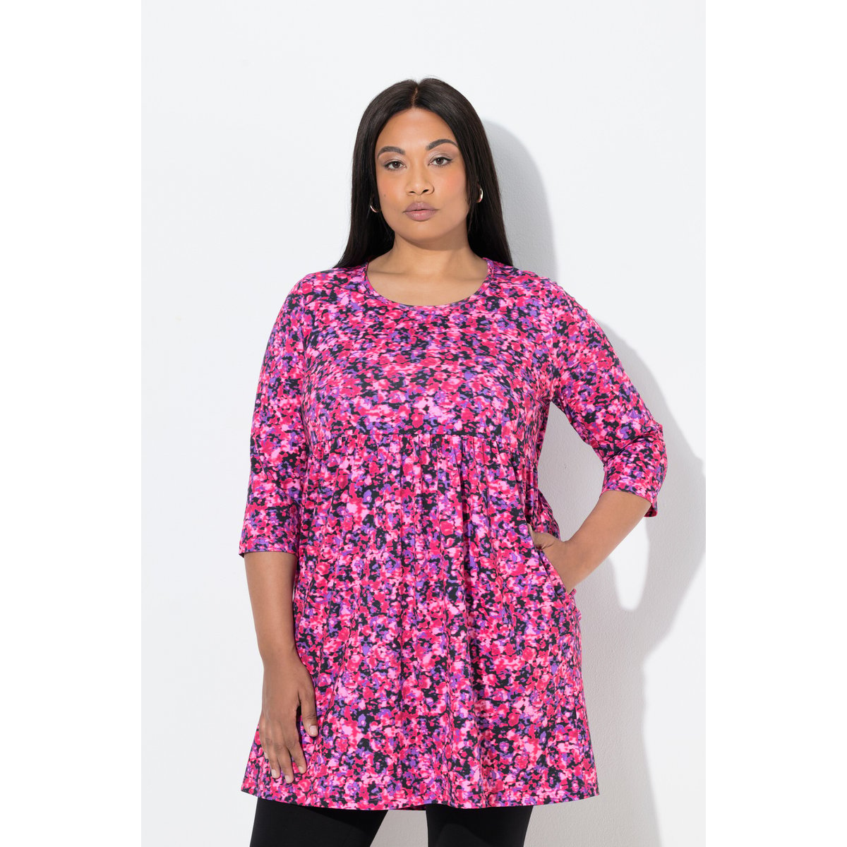 T-shirt long à fleurs noir, ULLA POPKEN