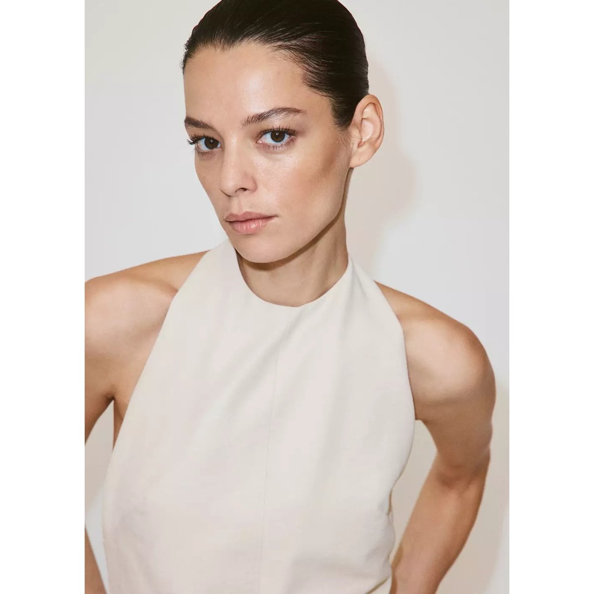 Combinaison halter combinée beige, MANGO