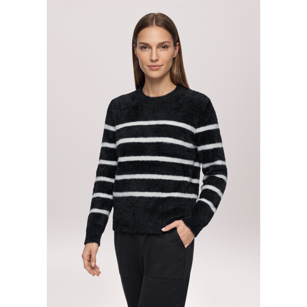 Pull-over en maille à rayures patch black/cream, BETTY BARCLAY