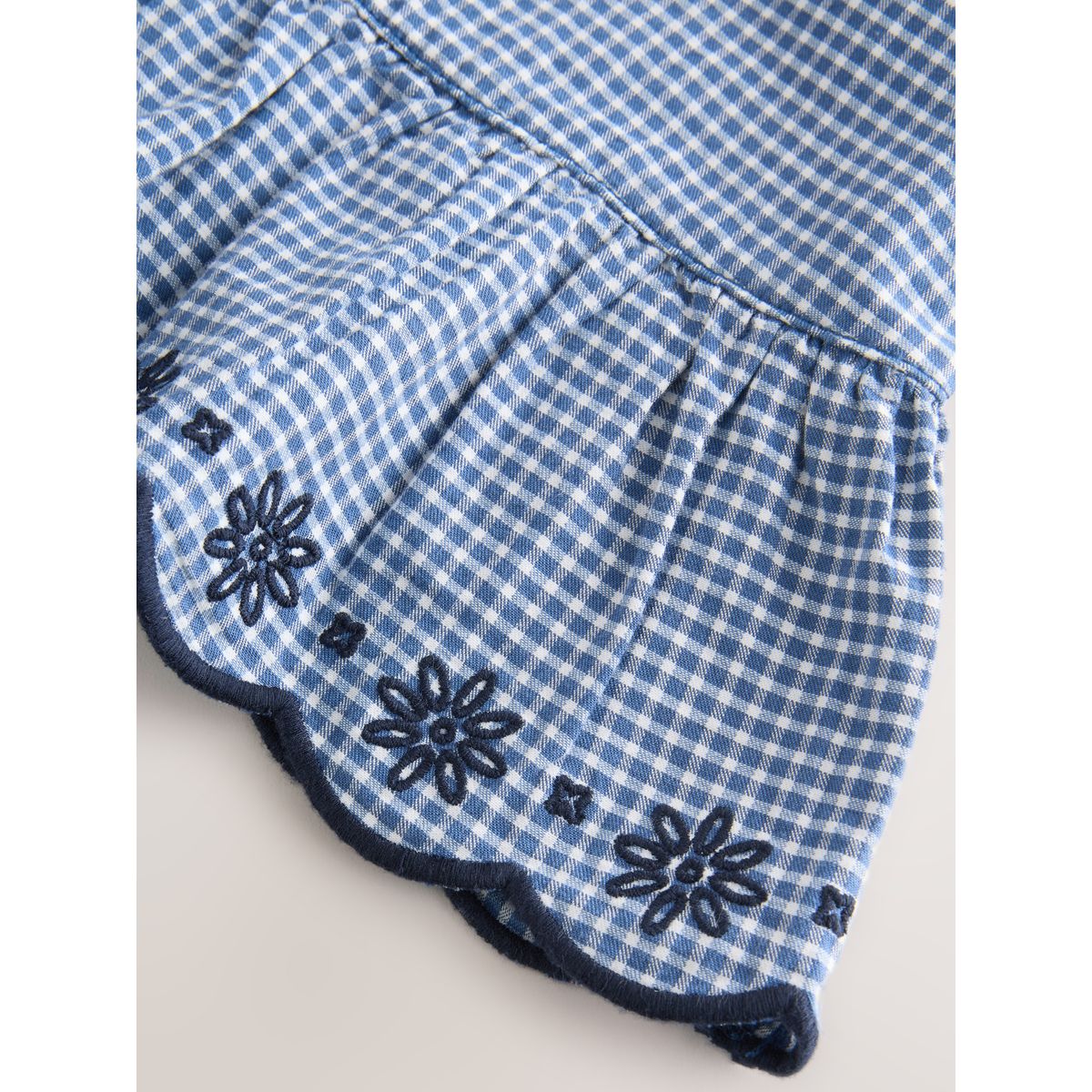 Ensemble coordonné avec chemisier et short vichy marine, NEXT