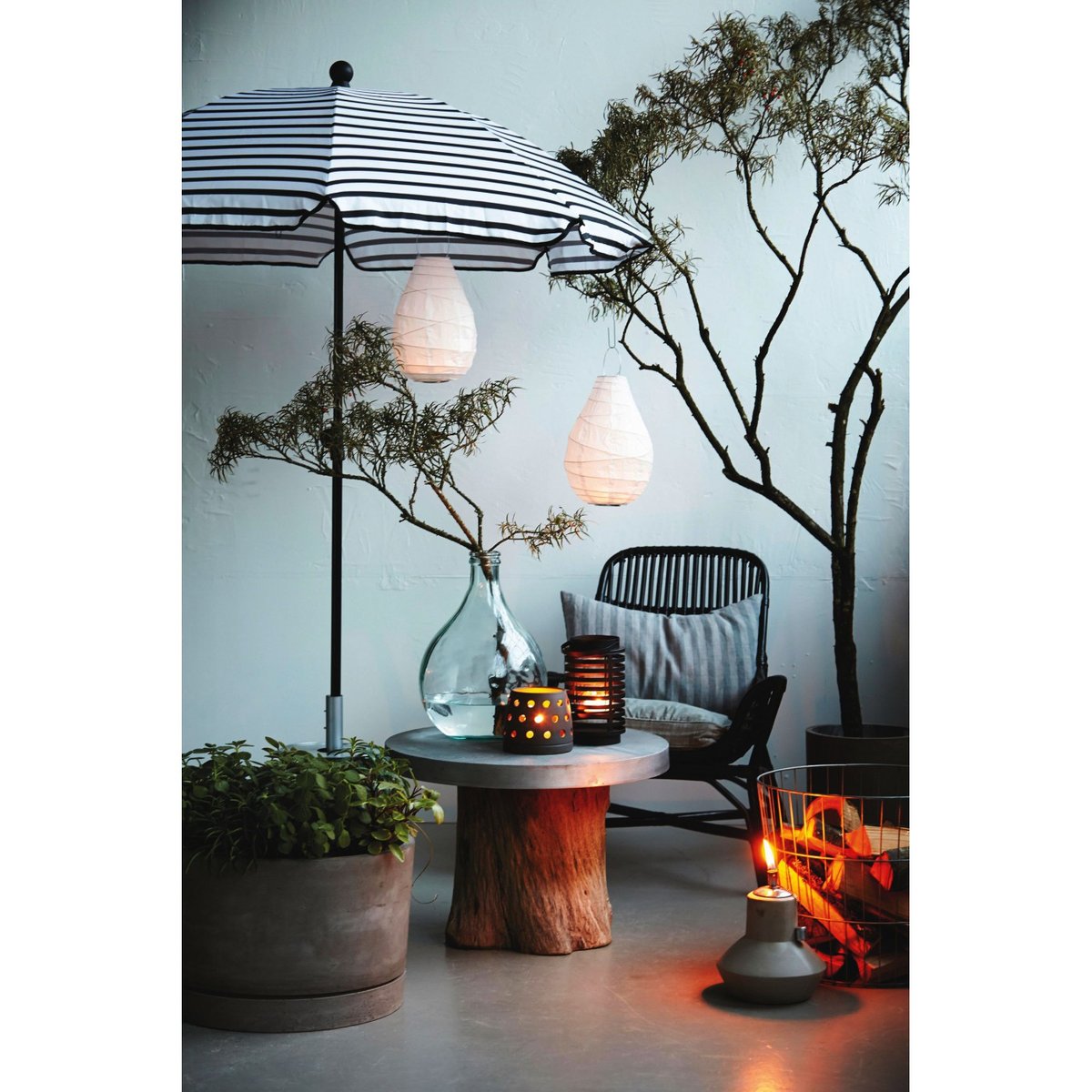 Grand Lampion Drop en Papier Blanc et Bambou blanc, HOUSE DOCTOR
