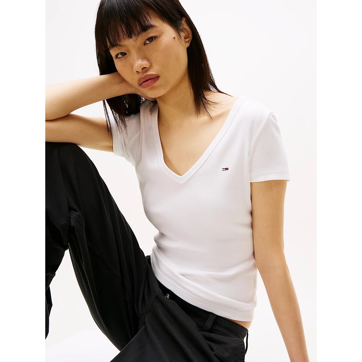 Embroidered Logo Cotton T-Shirt with V-Neck white, TOMMY JEANS