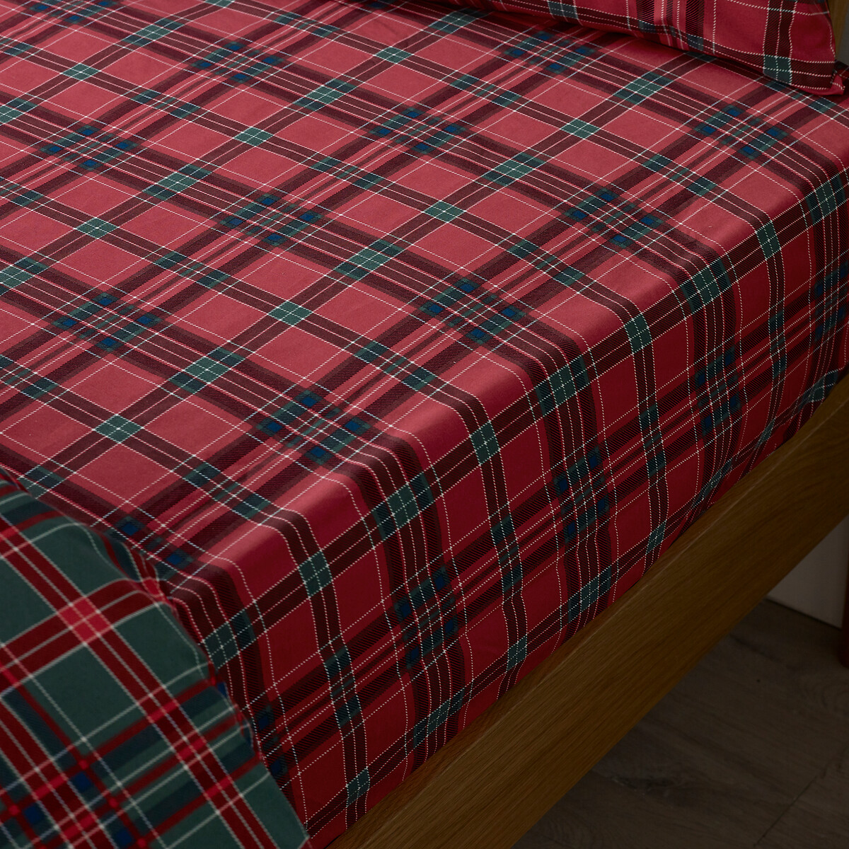 Tartan Check Fitted Sheet red, CATHERINE LANSFIELD