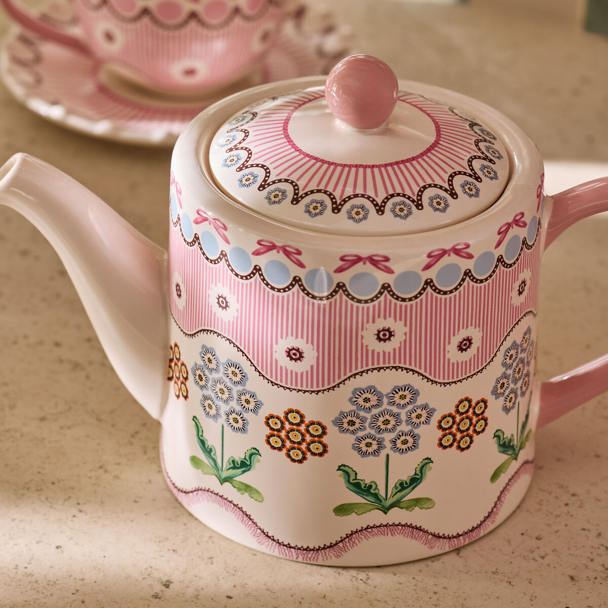 1L Spitalfields Silk Teapot pink, CATH KIDSTON