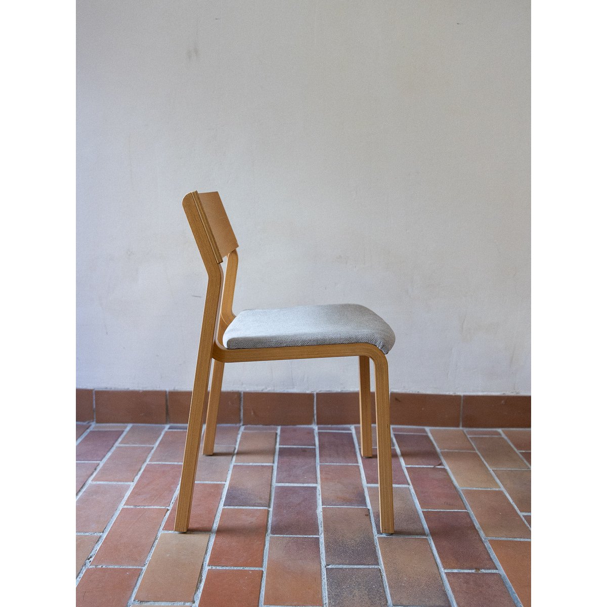 Lot de 4 chaises chêne clair Alma N°1793 - Bon état beige, DEBONGOUT