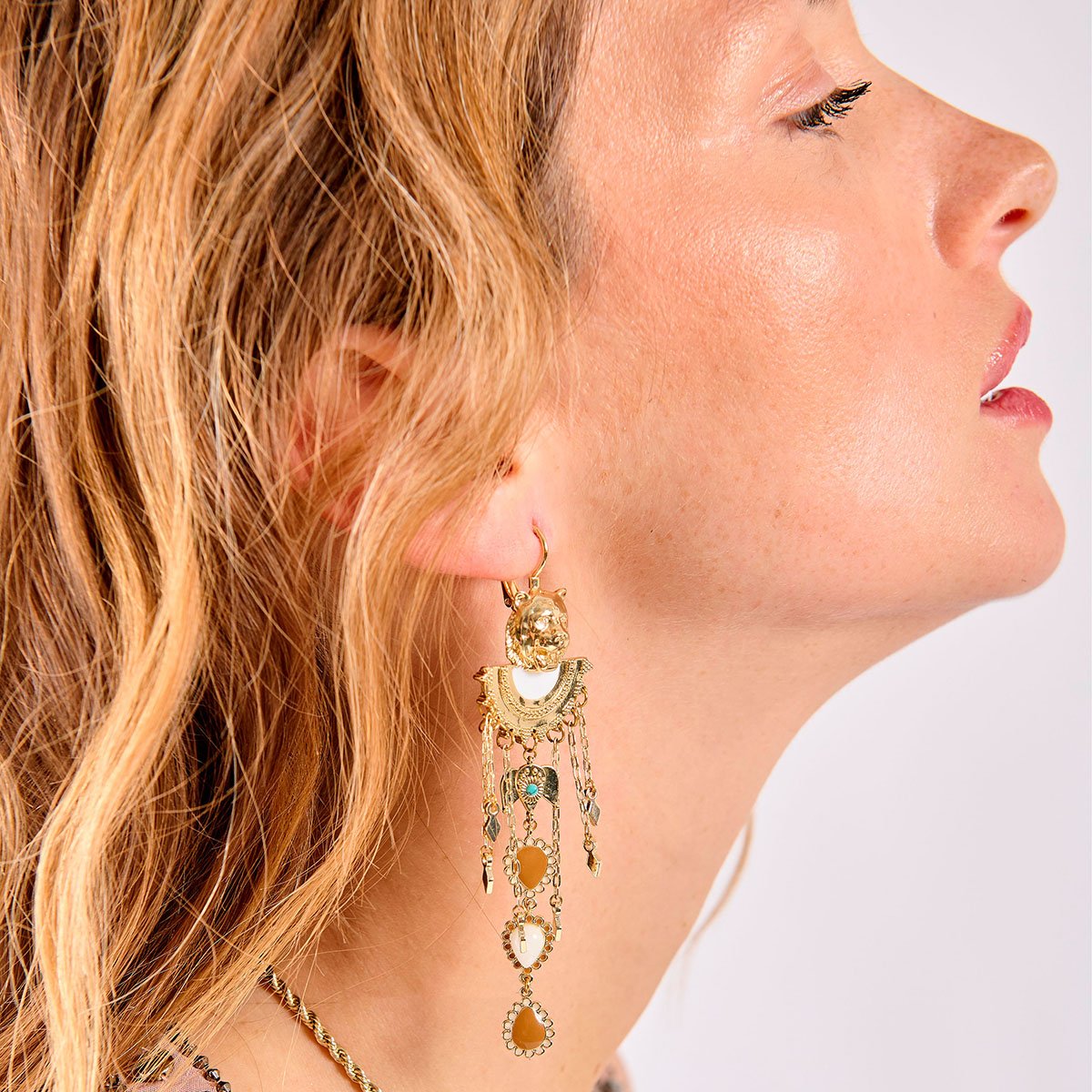 Boucles d'oreilles pendantes charms ROSS blanc, HIPANEMA