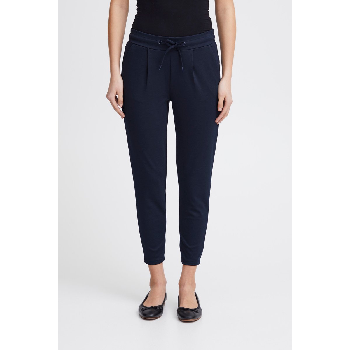 Pantalon coupe droite, longueur cheville, taille élastiquée noir, ICHI