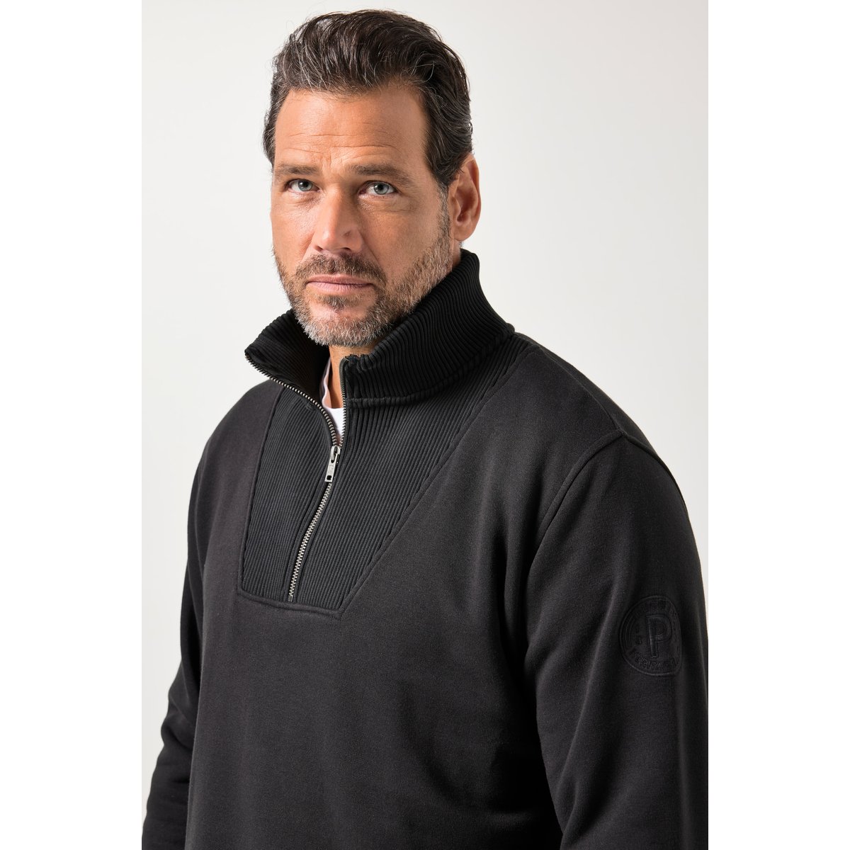 Pull en molleton noir, JP1880
