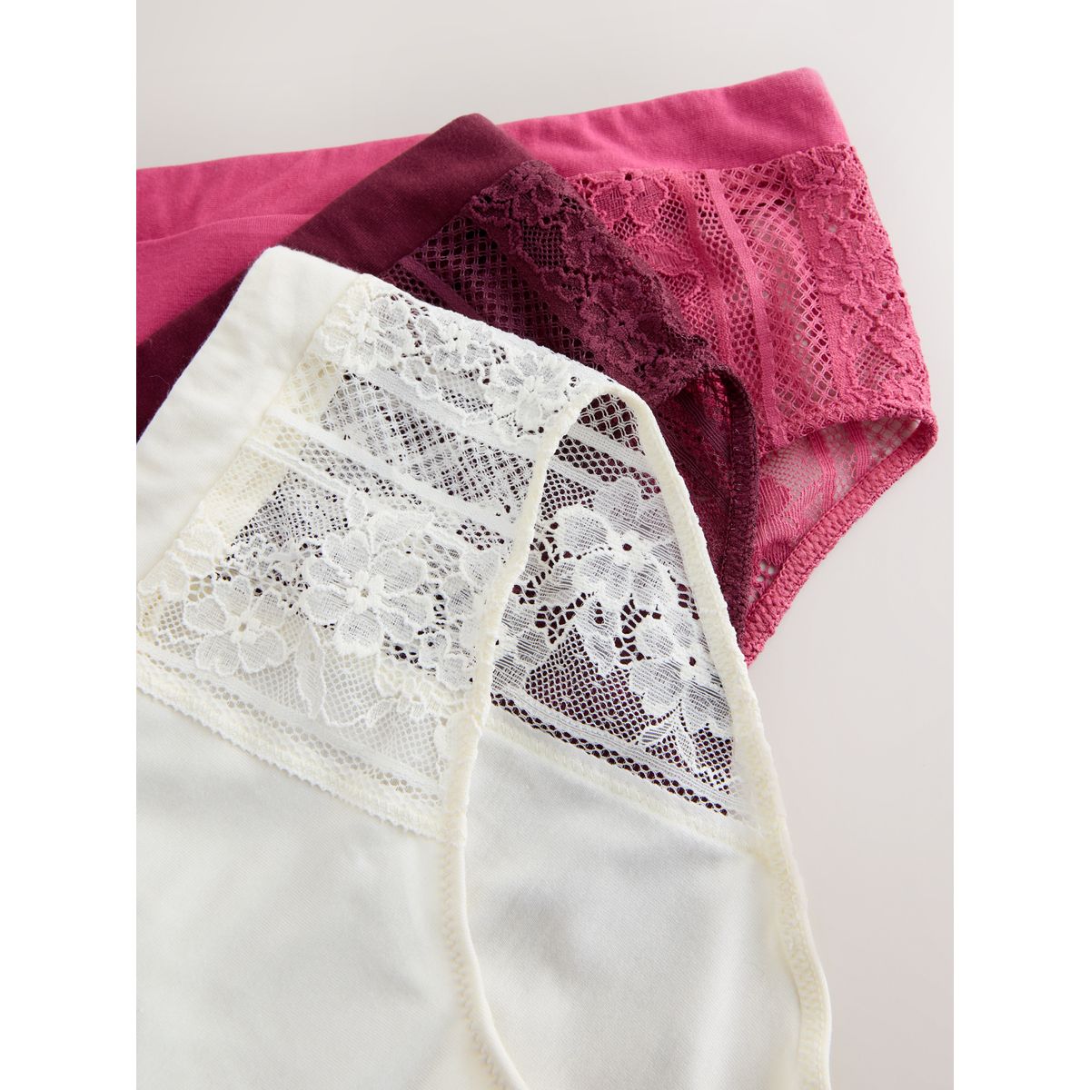 Culotte en dentelle et modal, lot de 3 violet prune, NEXT