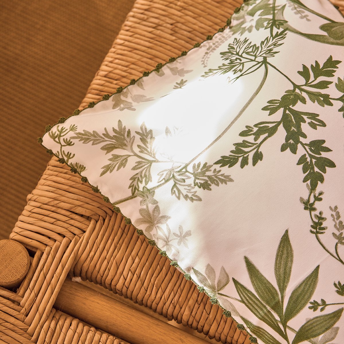 Taie décorative  Jardin d'eden  Indigo 30X41 100% coton lierre, LE JACQUARD FRANCAIS