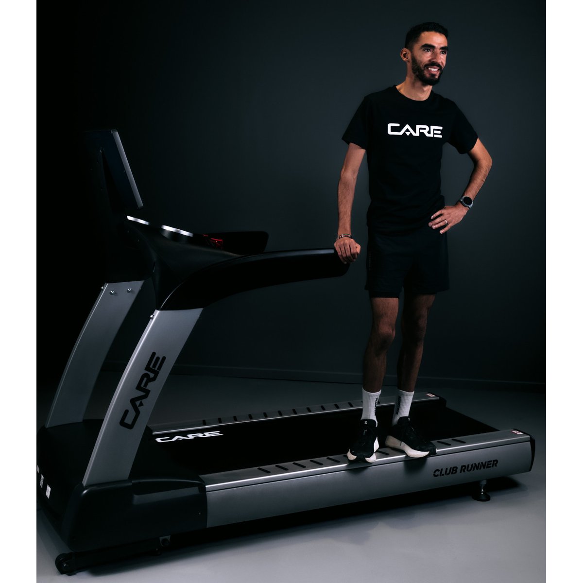 Tapis de course professionnel - 25km/h - CARE - CLUB RUNNER écran TFT gris, CARE FITNESS