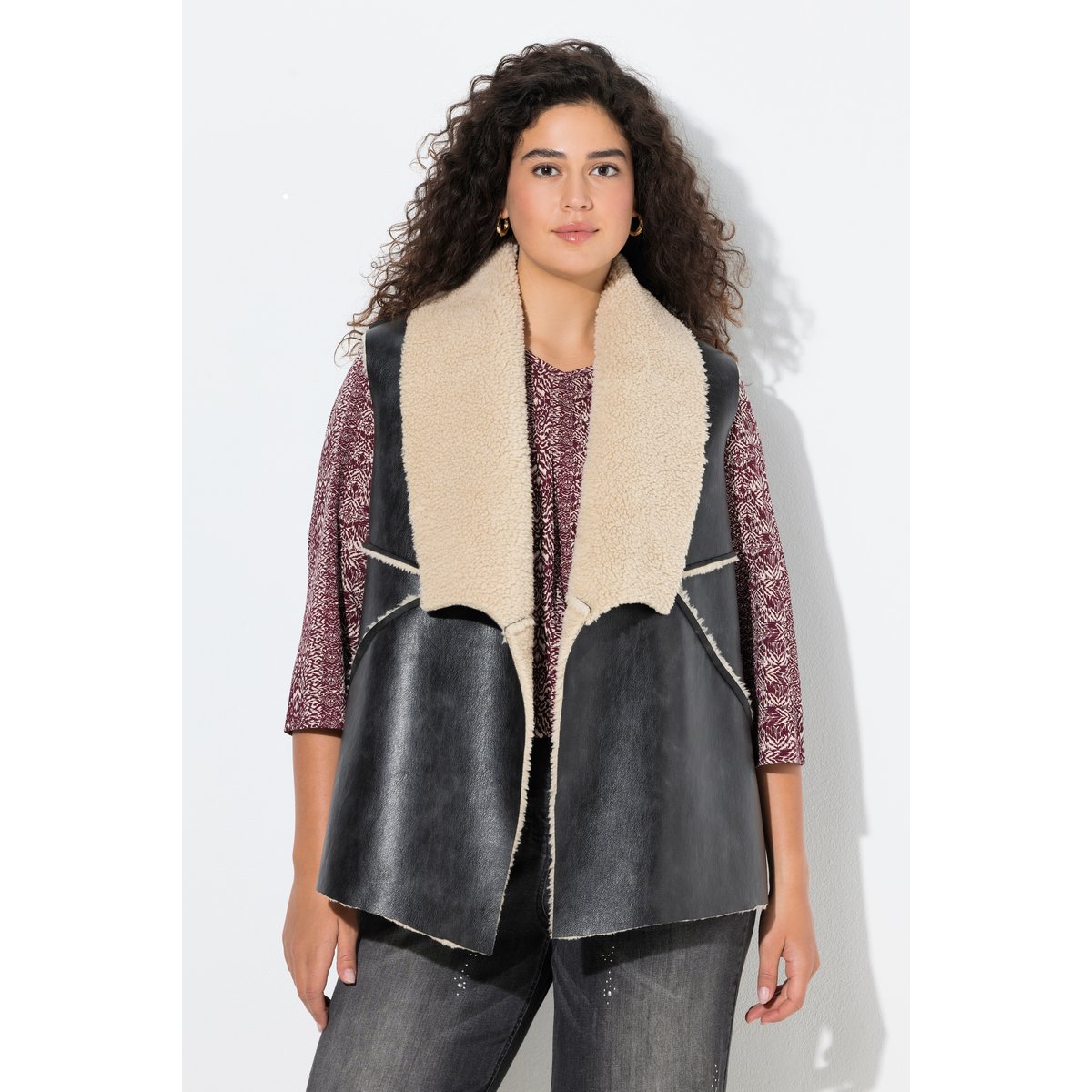 Gilet en similicuir à col pelle à tarte noir, ULLA POPKEN