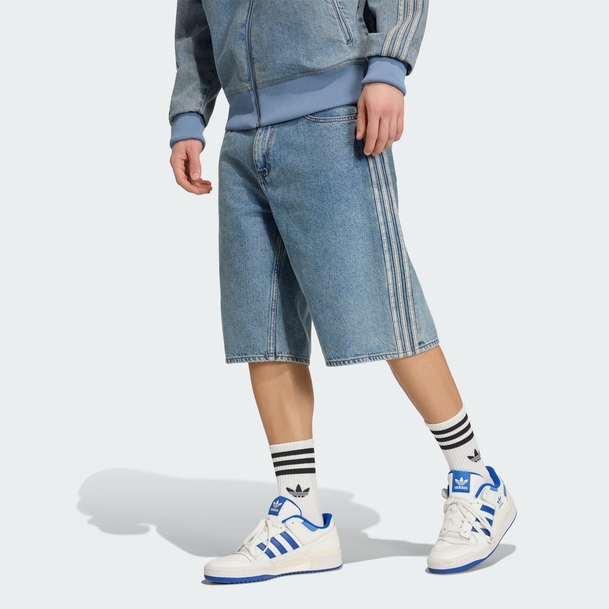 Jorts Denim Taille Mi-Haute Coupe Droite Firebird Adicolor Jorts Denim Taille Mi-Haute Coupe Droite Firebird Adicolor worn blue denim, adidas Originals