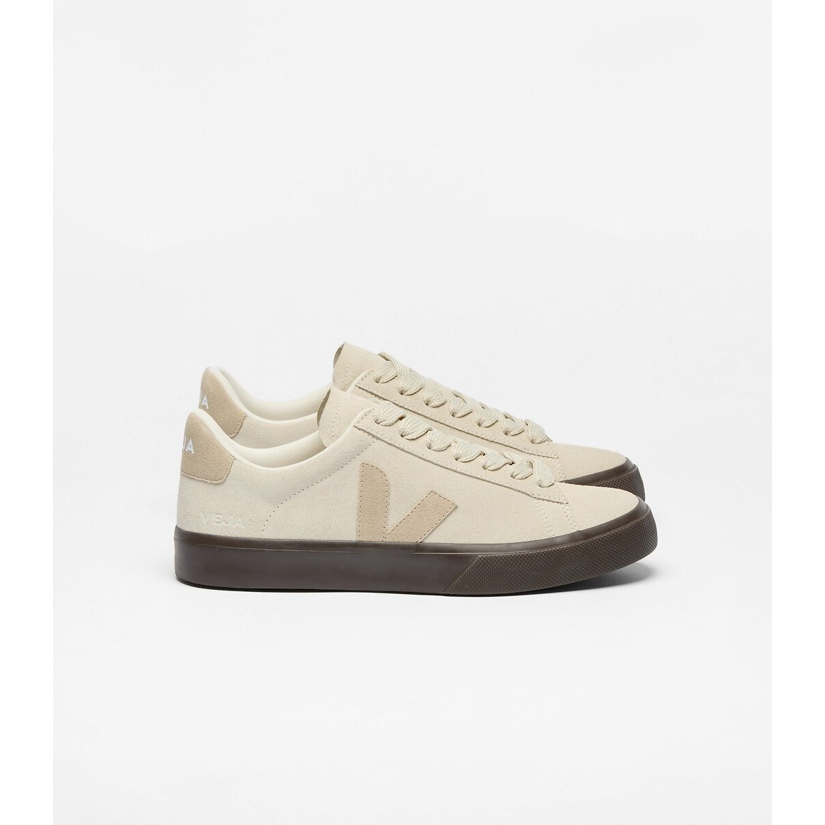 Campo Bold Suede Trainers ecru/beige, VEJA
