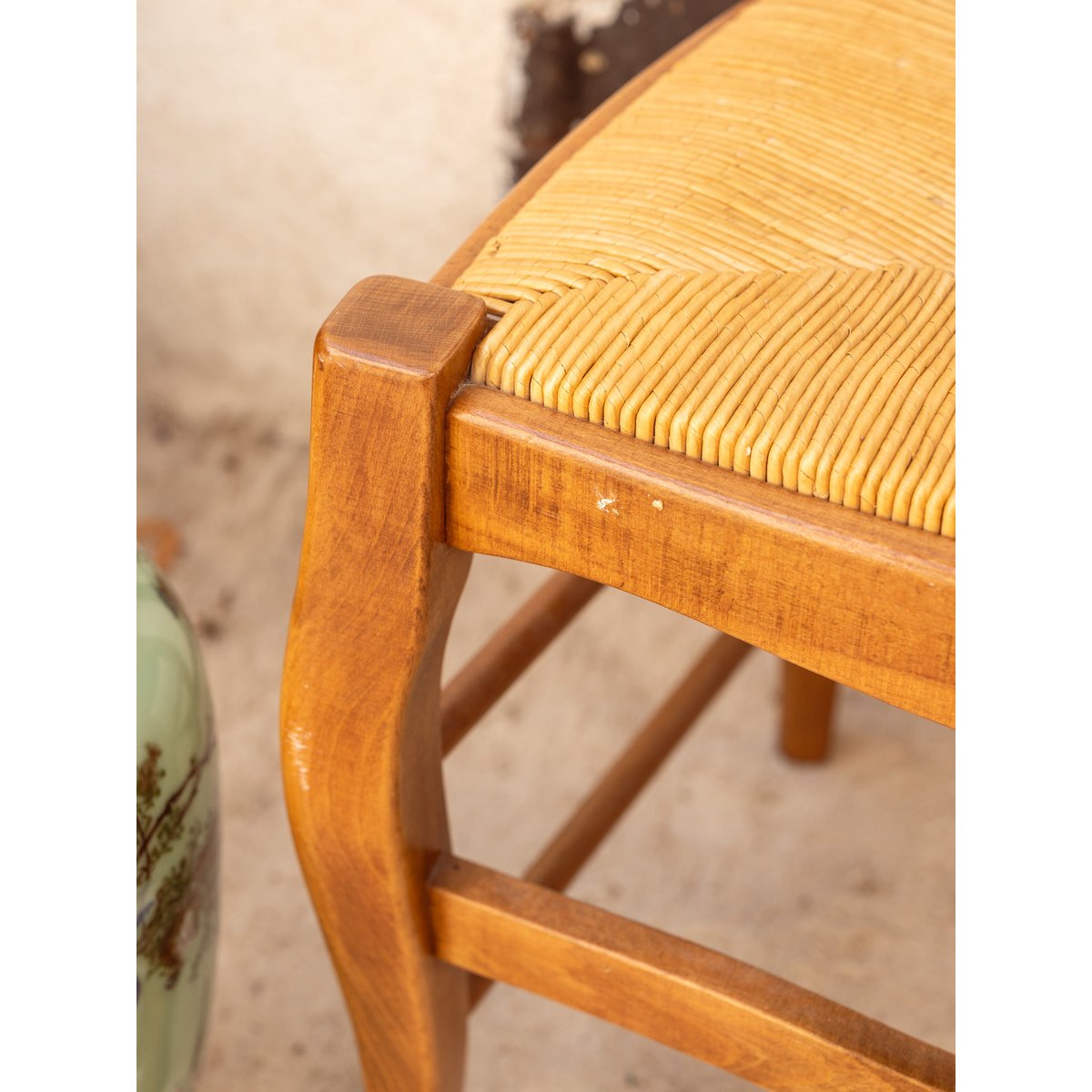 Lot de 4 chaises en bois et paille Claude N°1451 - Bon état bois clair, DEBONGOUT