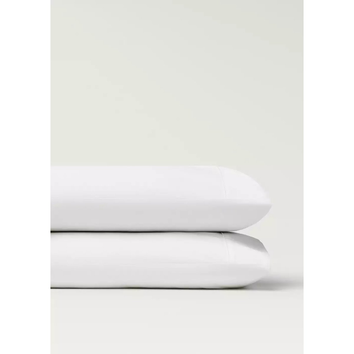 Deux taies d'oreiller percale de coton 500 fils détail passepoilé arrondi 50x75 cm blanc, MANGO HOME