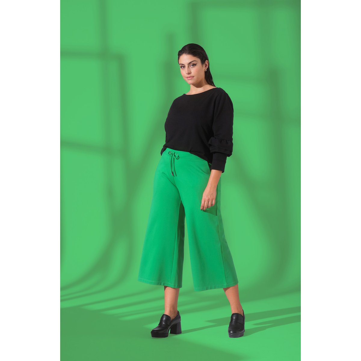 Sweat-shirt, ruché, col en V, manches longues noir, ULLA POPKEN