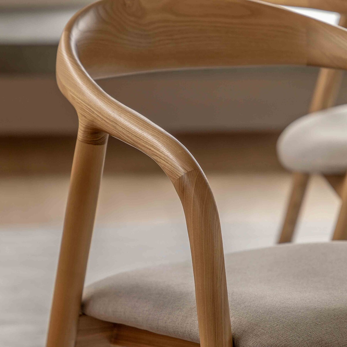 Set of 2 Aviero Ash Wood Dining Chairs oak, ÉDITÉ