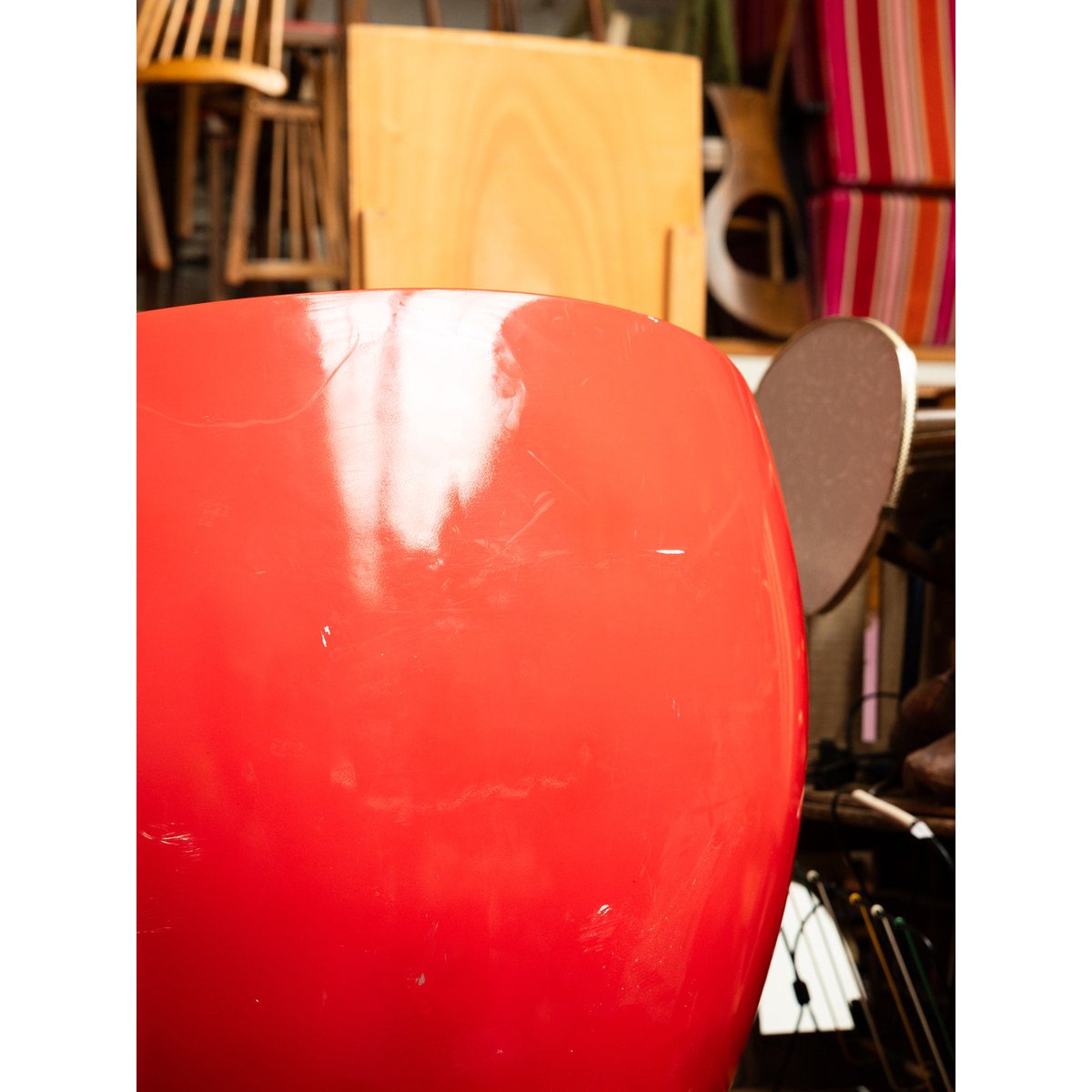 Fauteuil rouge 70's Jakob N°452 - Bon état rouge, DEBONGOUT