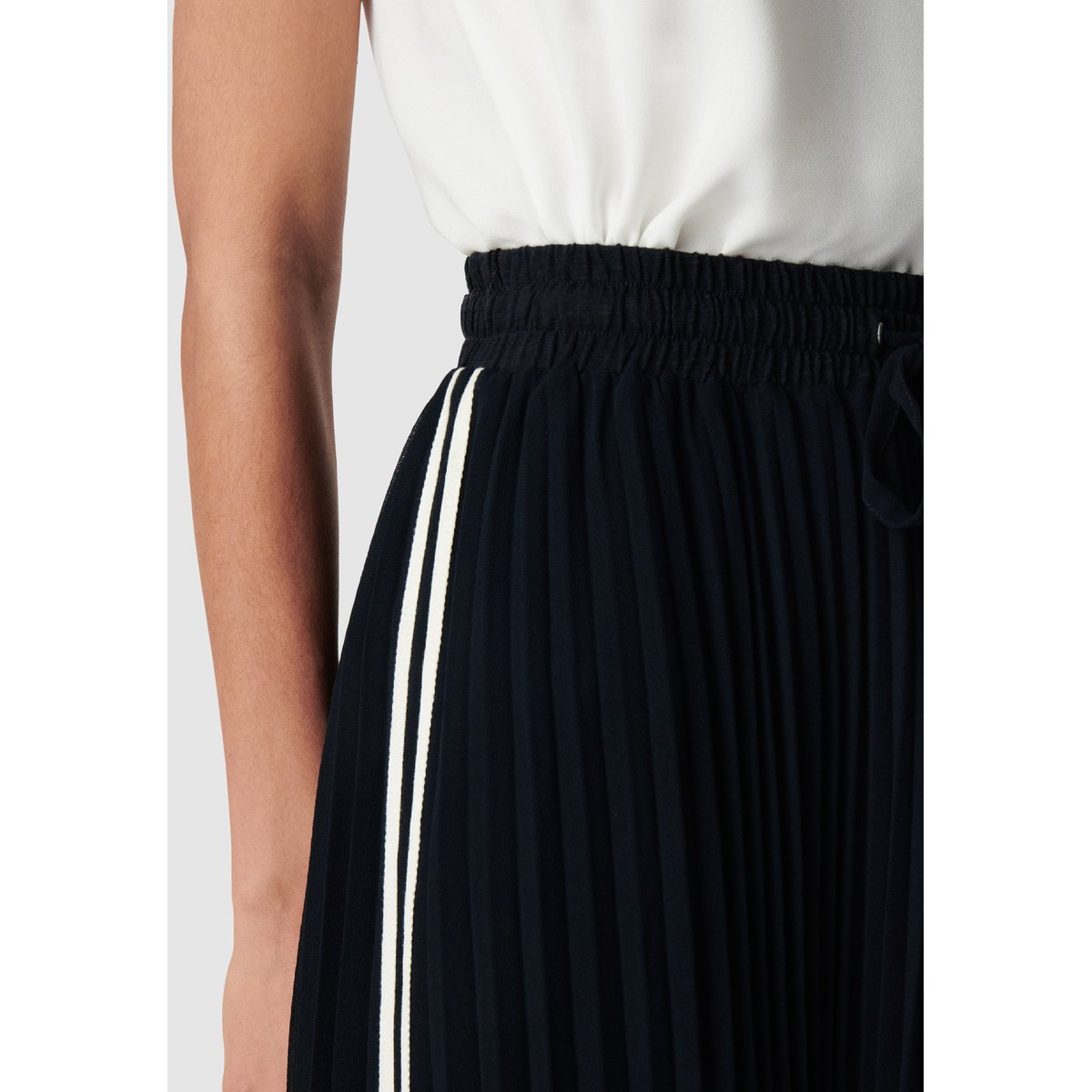 Jupe longue plissée avec détail bandes sport bleu marine, IKKS