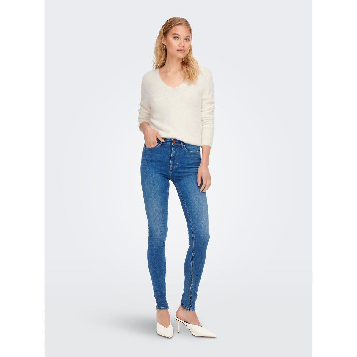 Pull col V, maille mousseuse blanc, ONLY